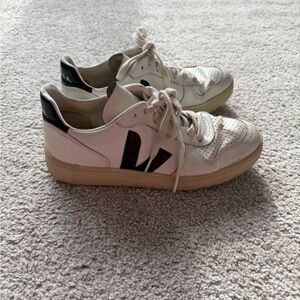 Veja Cream and Black Sneakers
